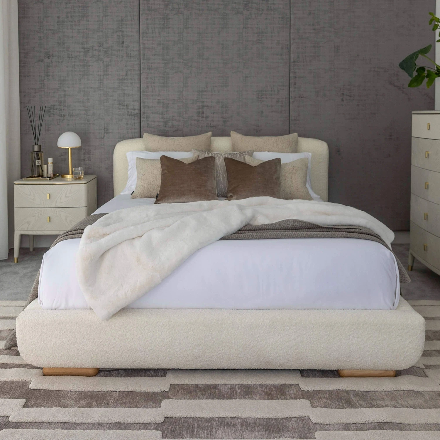 Valley Natural 200x290 Ivory Tile Rug 6 Valley Natural 200x290 Ivory Tile Rug - Image 6