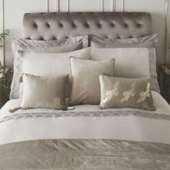 Laurence Llewelyn-Bowen Chic Oyster Velvet Bedspread -Housing Units Furniture Store 0962e41472d91181f0ad1dc14bd82bdf 1