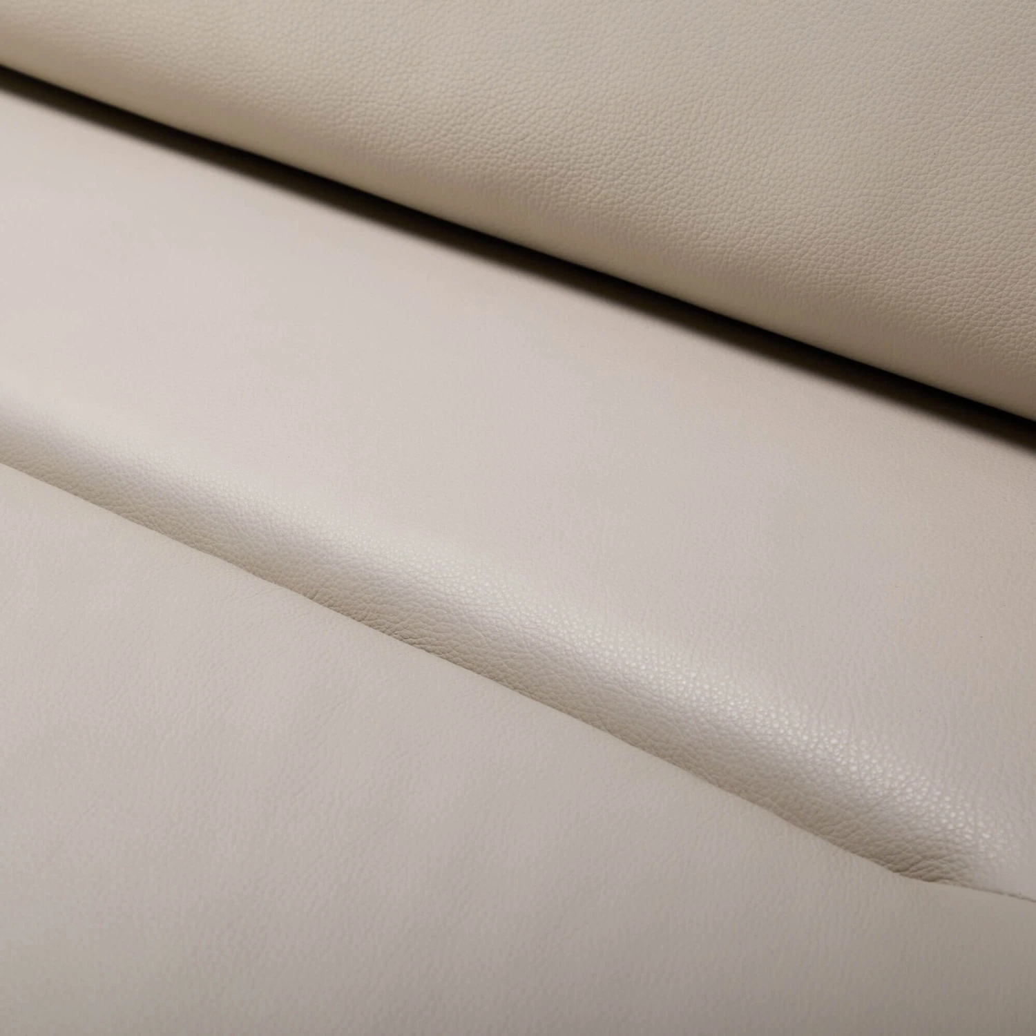 Stressless Stella 2.5 Seater Sofa In Velaro Light Grey Leather & Matt Black 9 Stressless Stella 2.5 Seater Sofa In Velaro Light Grey Leather & Matt Black - Image 9