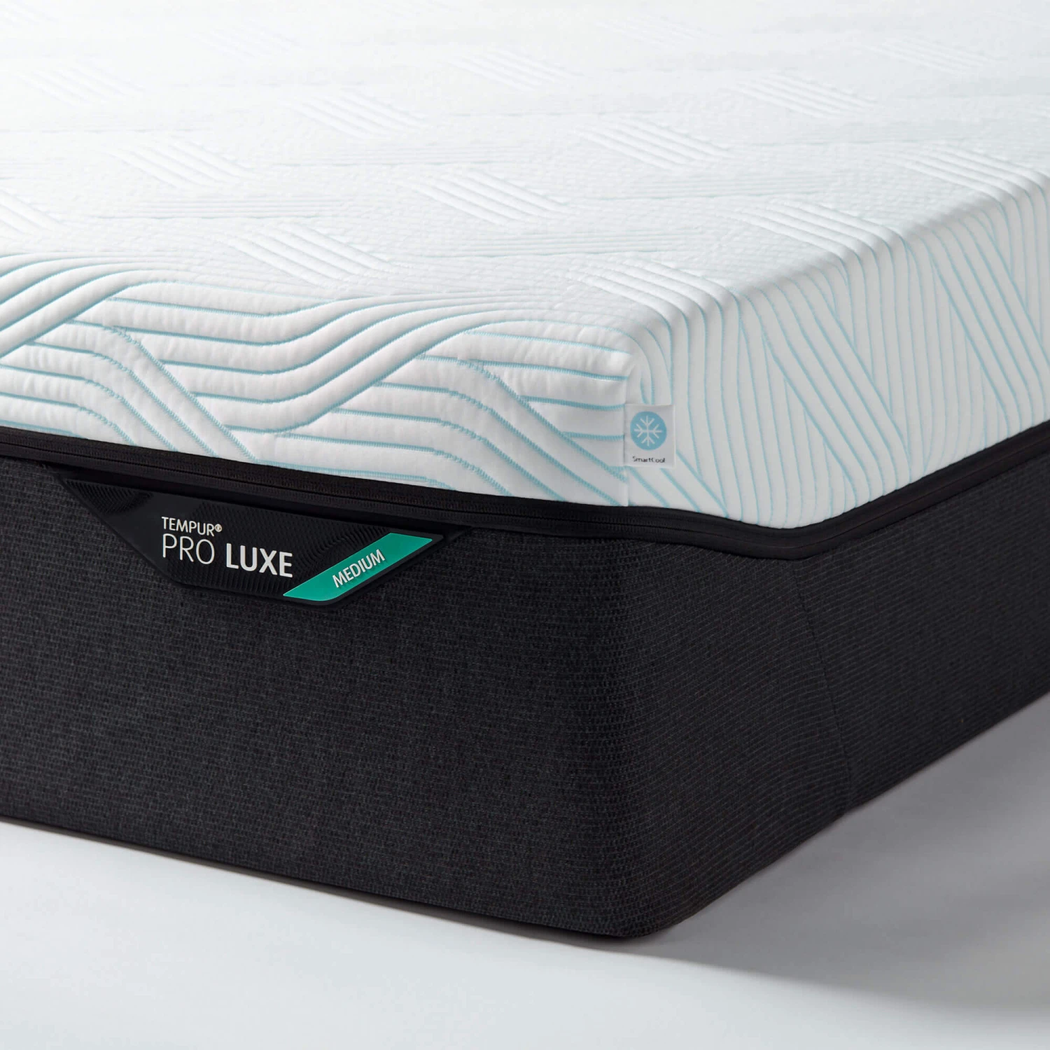 TEMPUR Pro® Luxe SmartCool™ 90cm Single Medium Mattress 4 TEMPUR Pro® Luxe SmartCool™ 90cm Single Medium Mattress - Image 4