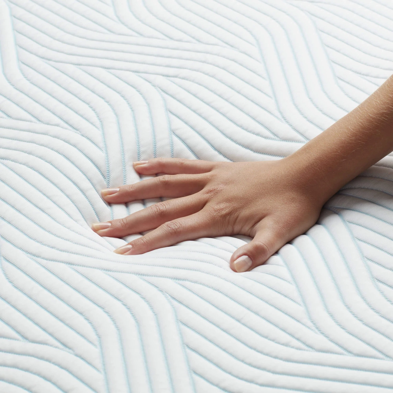 TEMPUR Pro® Luxe SmartCool™ 180cm Superking Medium Firm Mattress 6 TEMPUR Pro® Luxe SmartCool™ 180cm Superking Medium Firm Mattress - Image 6