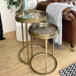 Libra Vienna Atlas Set Of 2 Side Tables In Antique Gold