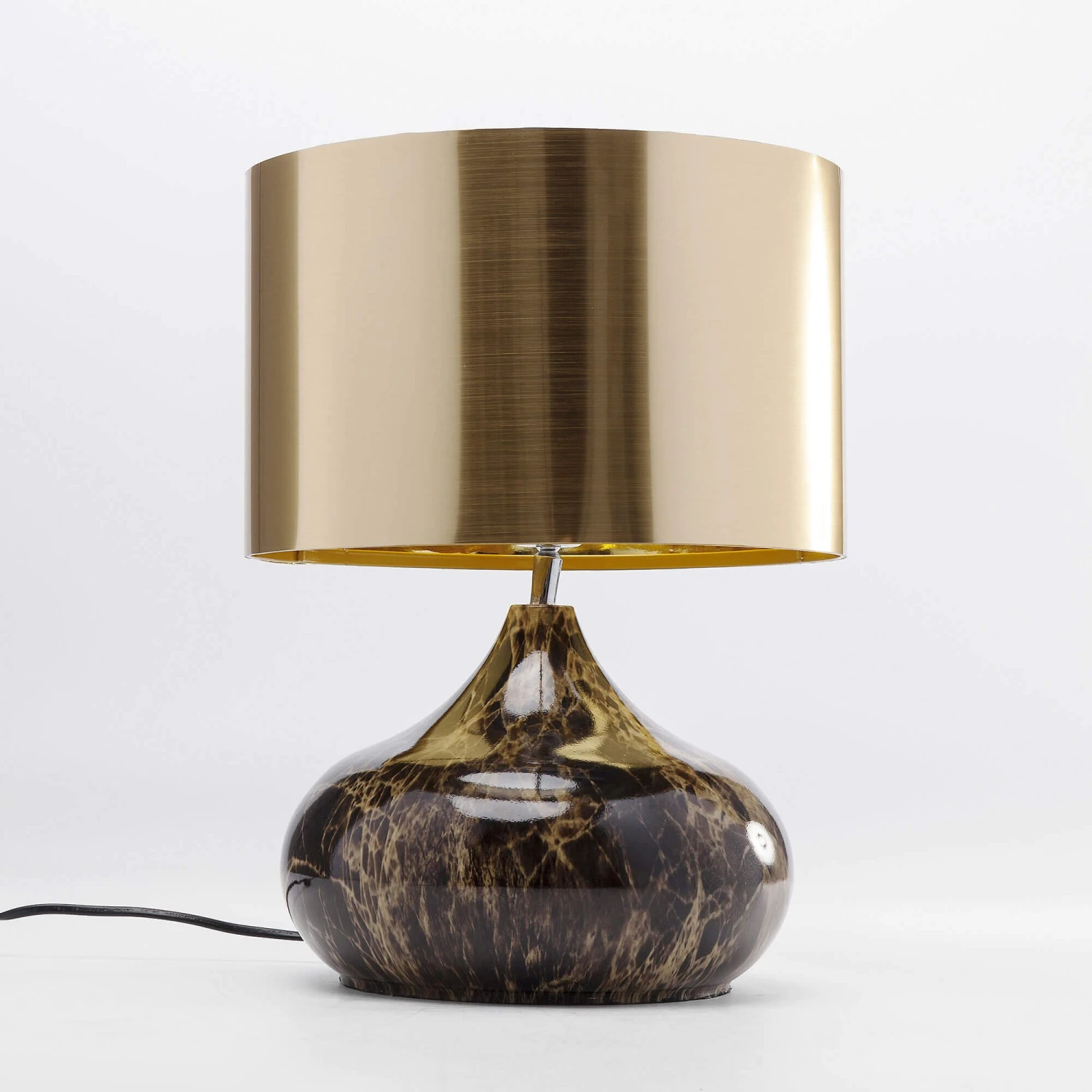 Mamo Deluxe Gold Table Lamp With Gold Shade 2 Mamo Deluxe Gold Table Lamp With Gold Shade - Image 2