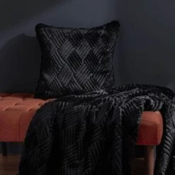 Sonnet Jet Faux Fur Throw 9 Sonnet Jet Faux Fur Throw -Housing Units Furniture Store 4002c687dd9f5bf811afbab9165bc593