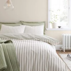 Hampton Stripe Green Single Duvet Set -Housing Units Furniture Store 43a9c138db20a0480403d0219f5448e2