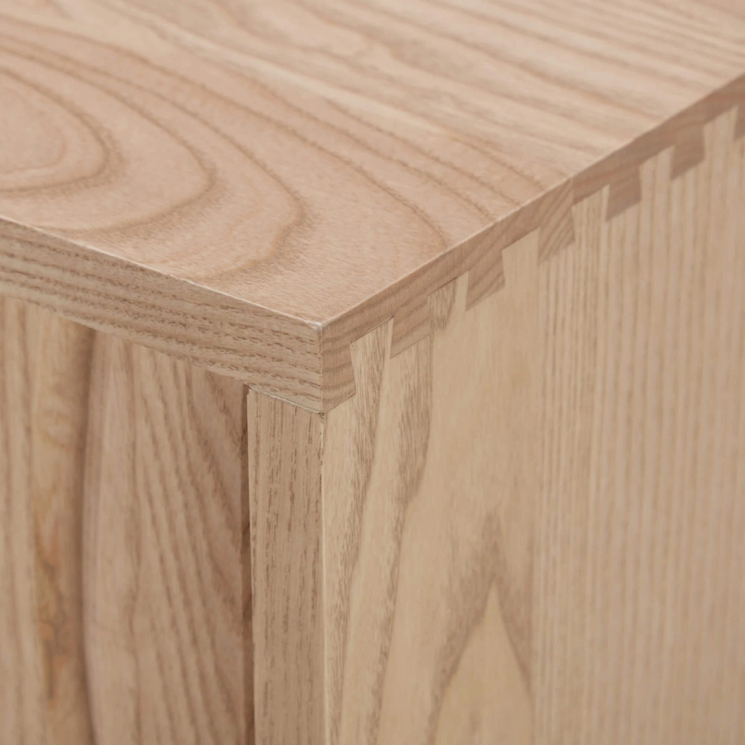 Assendon Large Sculpted Sideboard 7 Assendon Large Sculpted Sideboard - Image 7