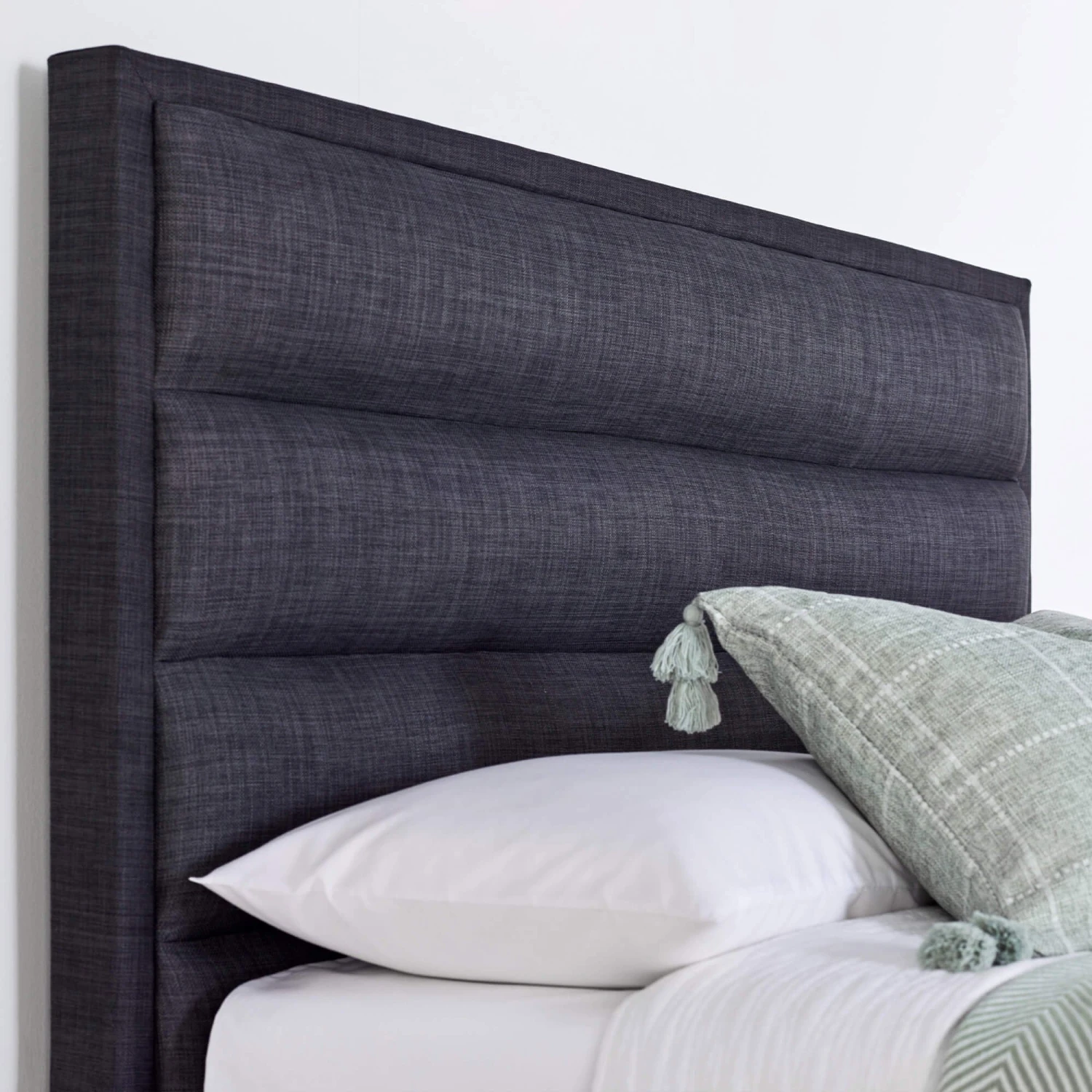 Kelso Pendle Slate 150cm Kingsize TV Ottoman Bed 3 Kelso Pendle Slate 150cm Kingsize TV Ottoman Bed - Image 3