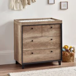 BabyStyle Montana Oak Dresser