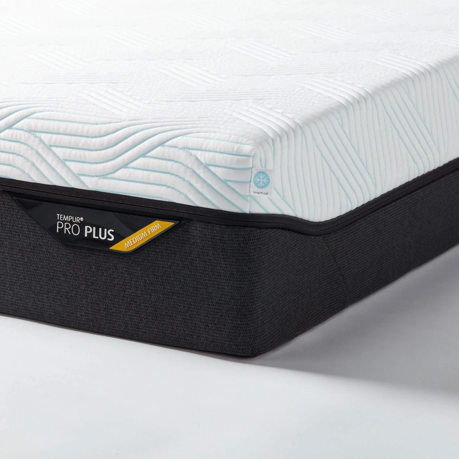 TEMPUR Pro® Plus SmartCool™ 150cm Kingsize Medium Firm Mattress 4 TEMPUR Pro® Plus SmartCool™ 150cm Kingsize Medium Firm Mattress - Image 4