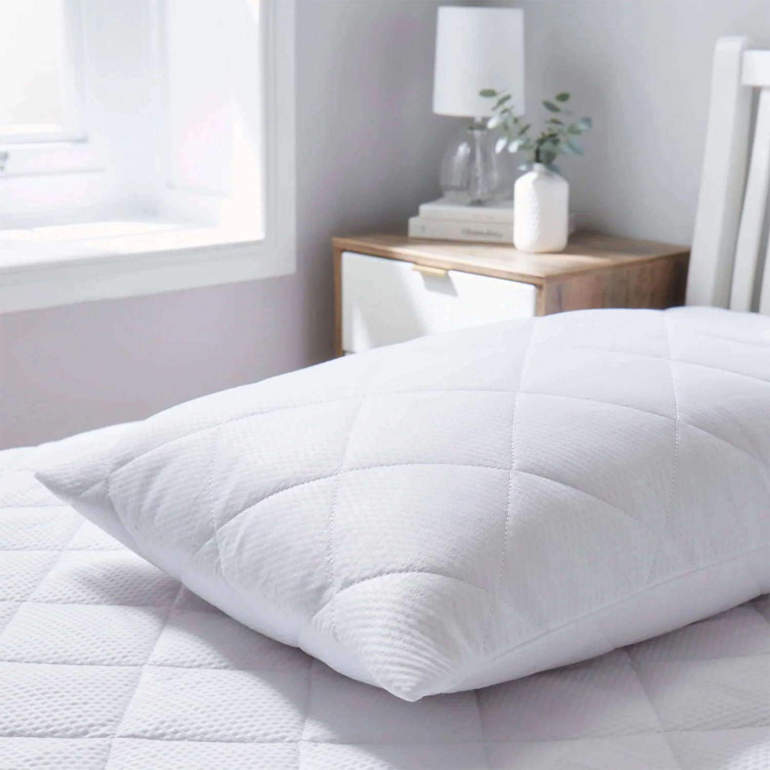 The Fine Bedding Company Breathe Pillow Protector 1 The Fine Bedding Company Breathe Pillow Protector