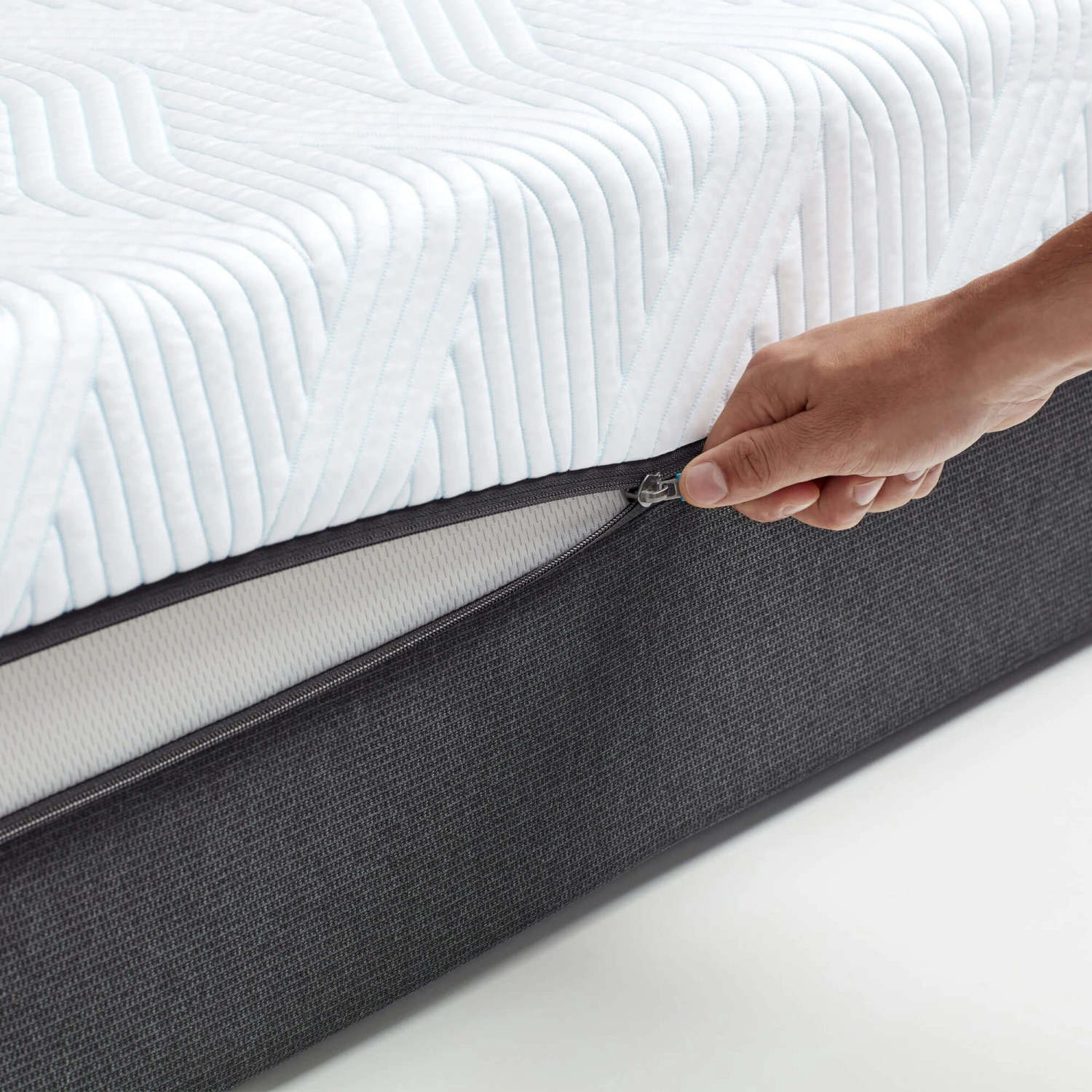 TEMPUR Pro® SmartCool™ 90cm Single Soft Mattress 3 TEMPUR Pro® SmartCool™ 90cm Single Soft Mattress - Image 3