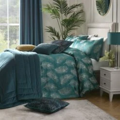 Laurence Llewelyn-Bowen Chic Velvet Teal Bedspread 3 Laurence Llewelyn-Bowen Chic Velvet Teal Bedspread -Housing Units Furniture Store 6eefb0a8ed392ac1143abaf0d934dc11