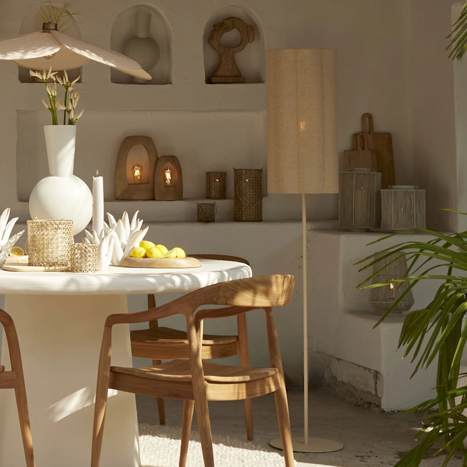 Daisy Cream Floor Lamp With Natural Shade 1 Daisy Cream Floor Lamp With Natural Shade