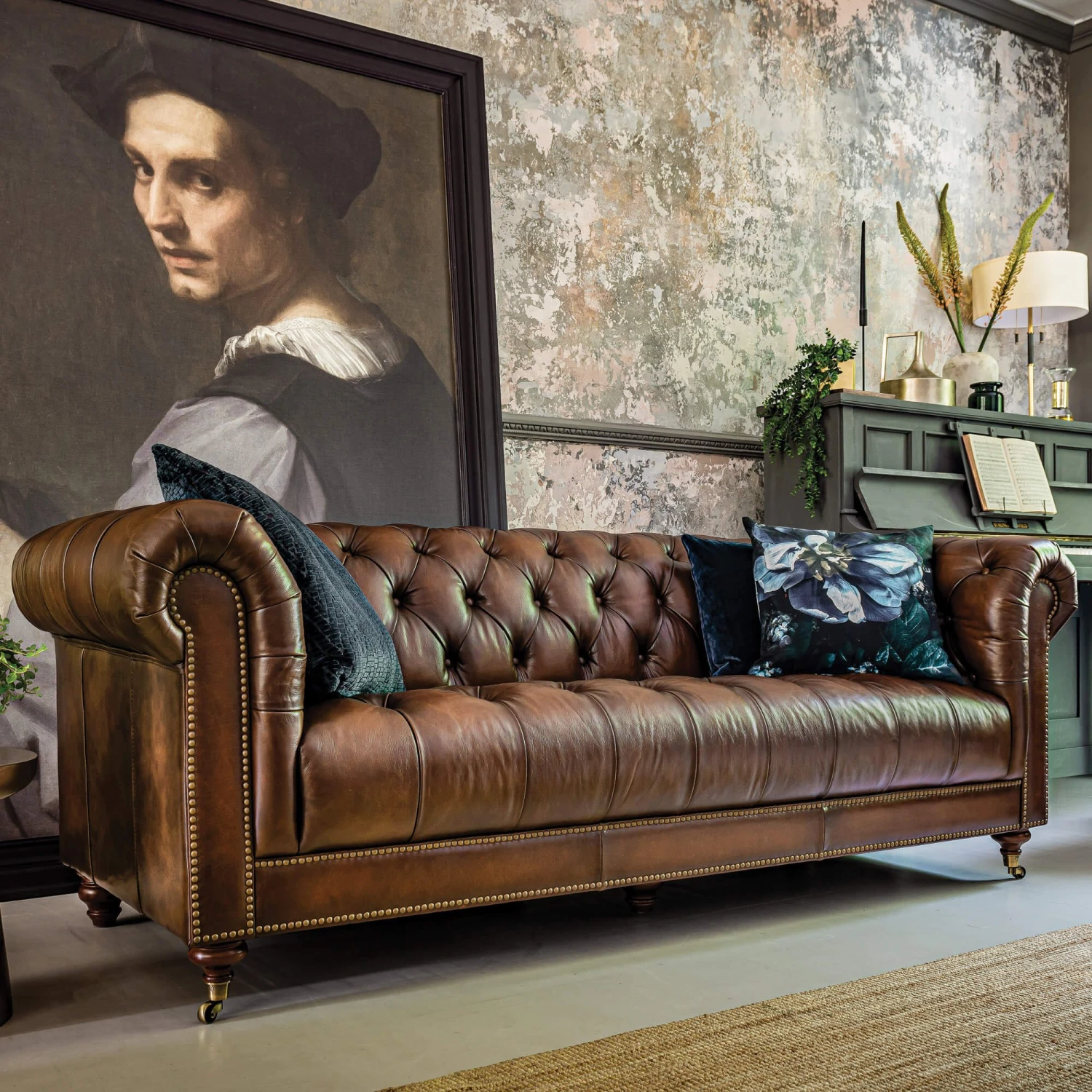 Balmoral Vintage Tabac Leather 3.5 Seater Sofa 2 Balmoral Vintage Tabac Leather 3.5 Seater Sofa - Image 2