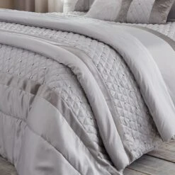 Catherine Lansfield Sequin Cluster Quilted Bedspread