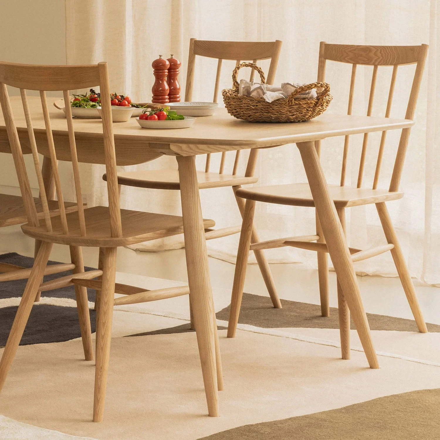 Ercol Fairmile Small Extending Oak Dining Table 4 Ercol Fairmile Small Extending Oak Dining Table - Image 4