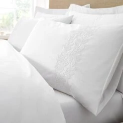 Embroidery Floral White Double Duvet Set -Housing Units Furniture Store 8d446c8d7b936e0bd0418c479addf419