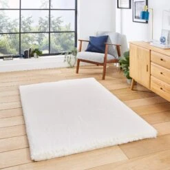 Super Teddy Ivory Rug Collection