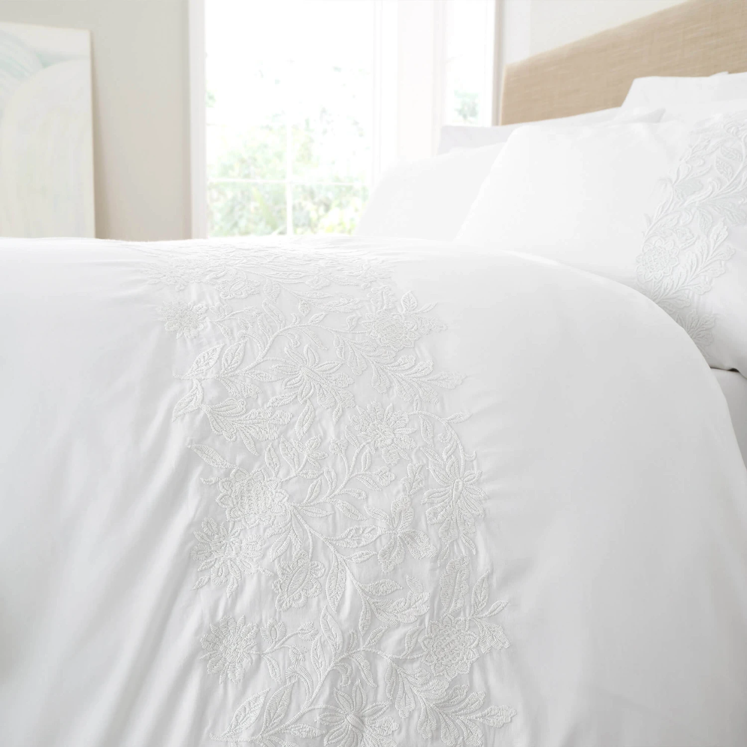 Embroidery Floral White Bedding Collection 4 Embroidery Floral White Bedding Collection - Image 4