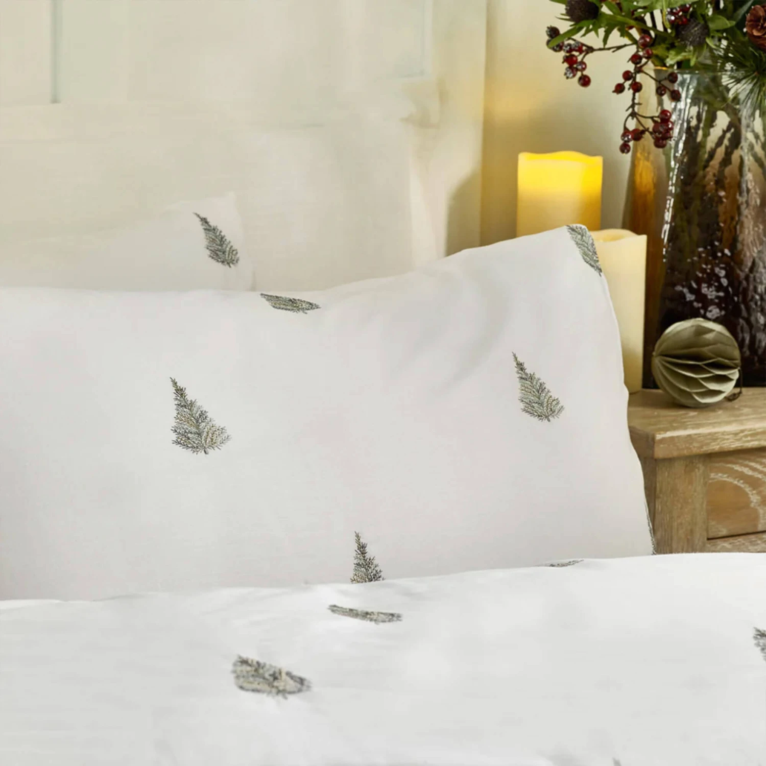Riva Paoletti Winter Forest Kingsize Duvet Set 2 Riva Paoletti Winter Forest Kingsize Duvet Set - Image 2