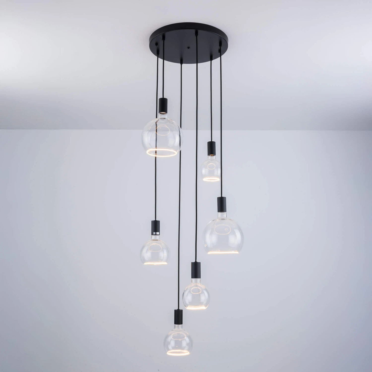 Aura Clear Glass LED 15cm Sphere Bulb 1 Aura Clear Glass LED 15cm Sphere Bulb