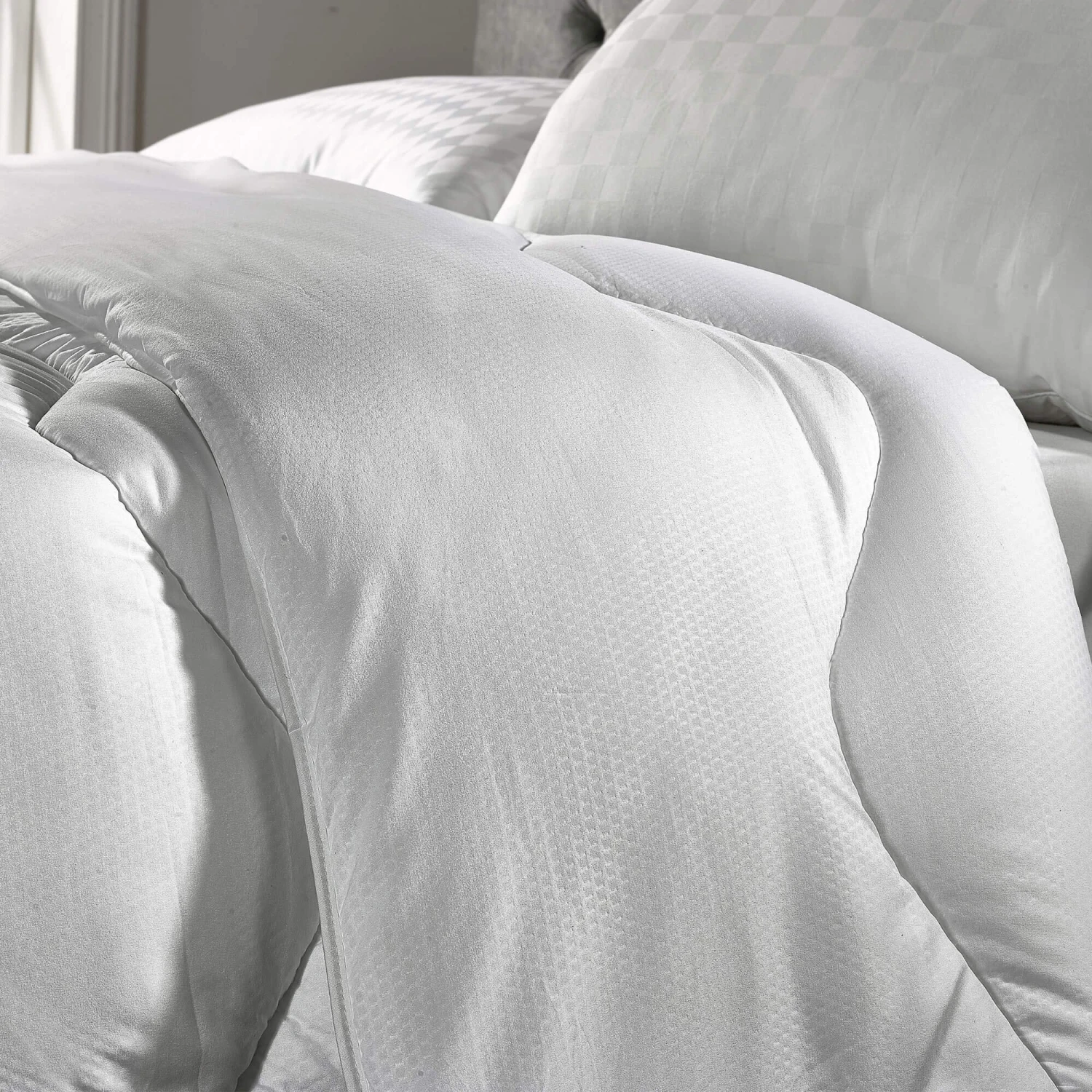 Fine Bedding Company Breathe 7.0 Tog Duvet Collection 3 Fine Bedding Company Breathe 7.0 Tog Duvet Collection - Image 3