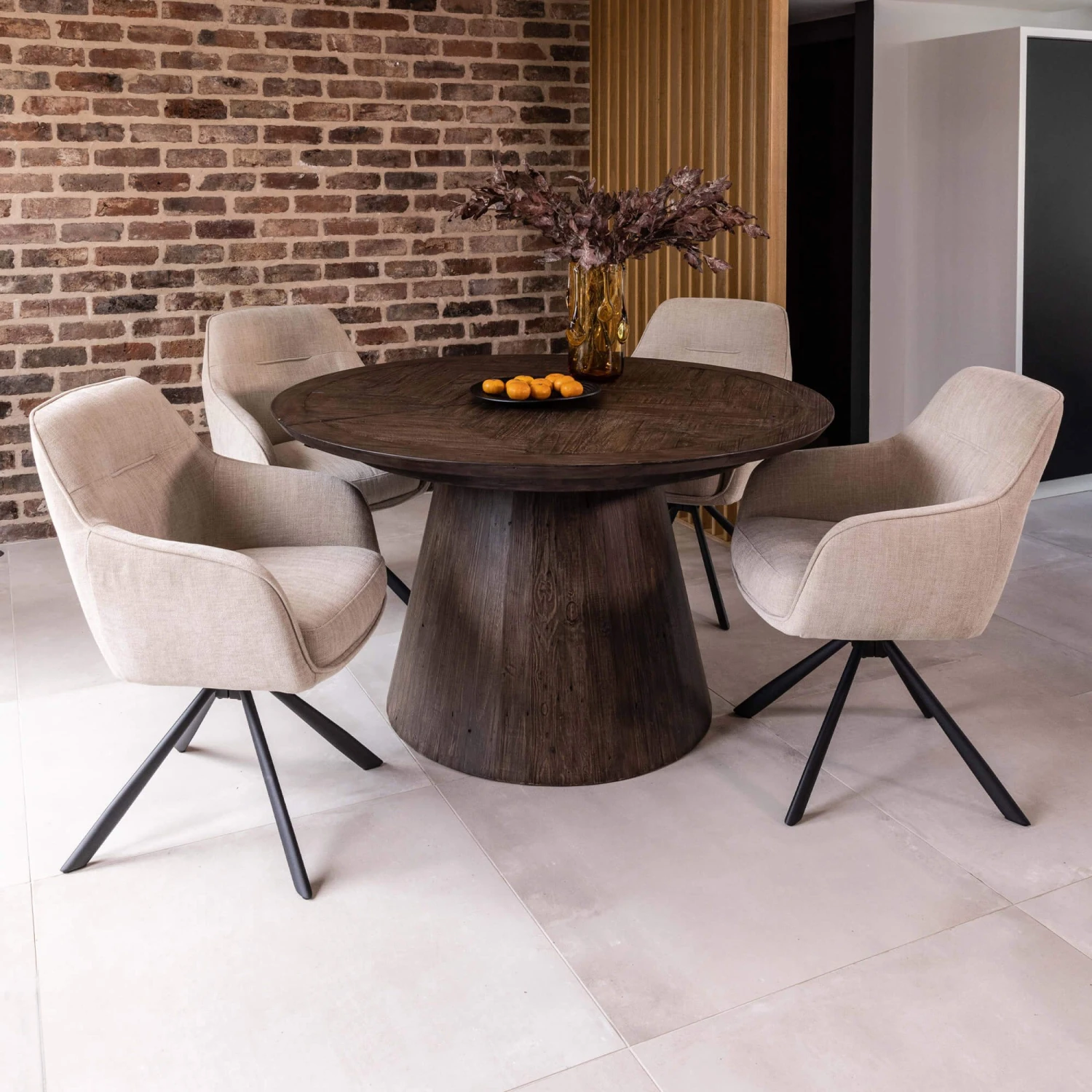 Artemis Round Extending Dining Table With 4 Ava Swivel Cream Dining Chairs 1 Artemis Round Extending Dining Table With 4 Ava Swivel Cream Dining Chairs