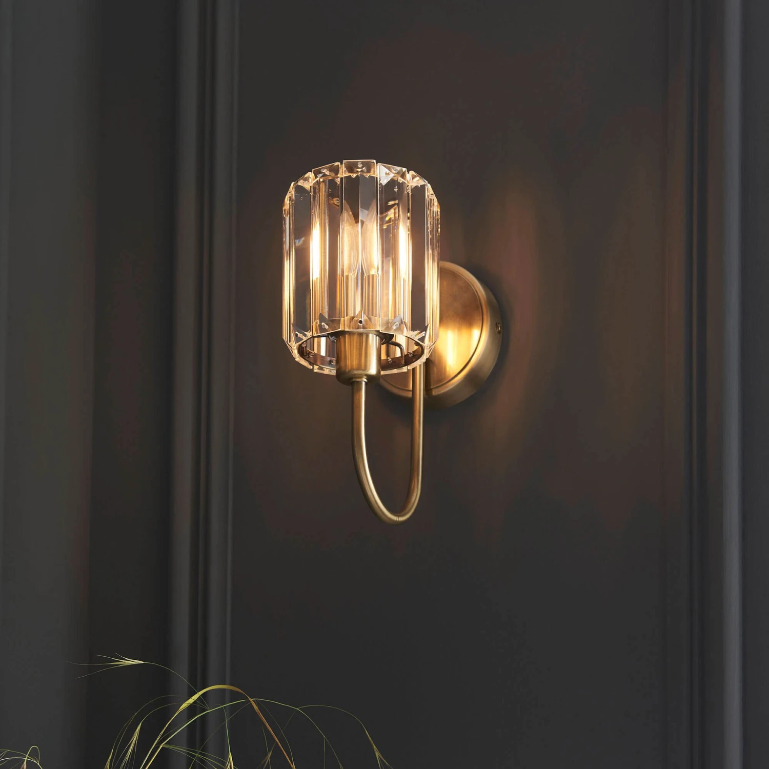Berenice Brass 1 Light Wall Light 5 Berenice Brass 1 Light Wall Light - Image 5