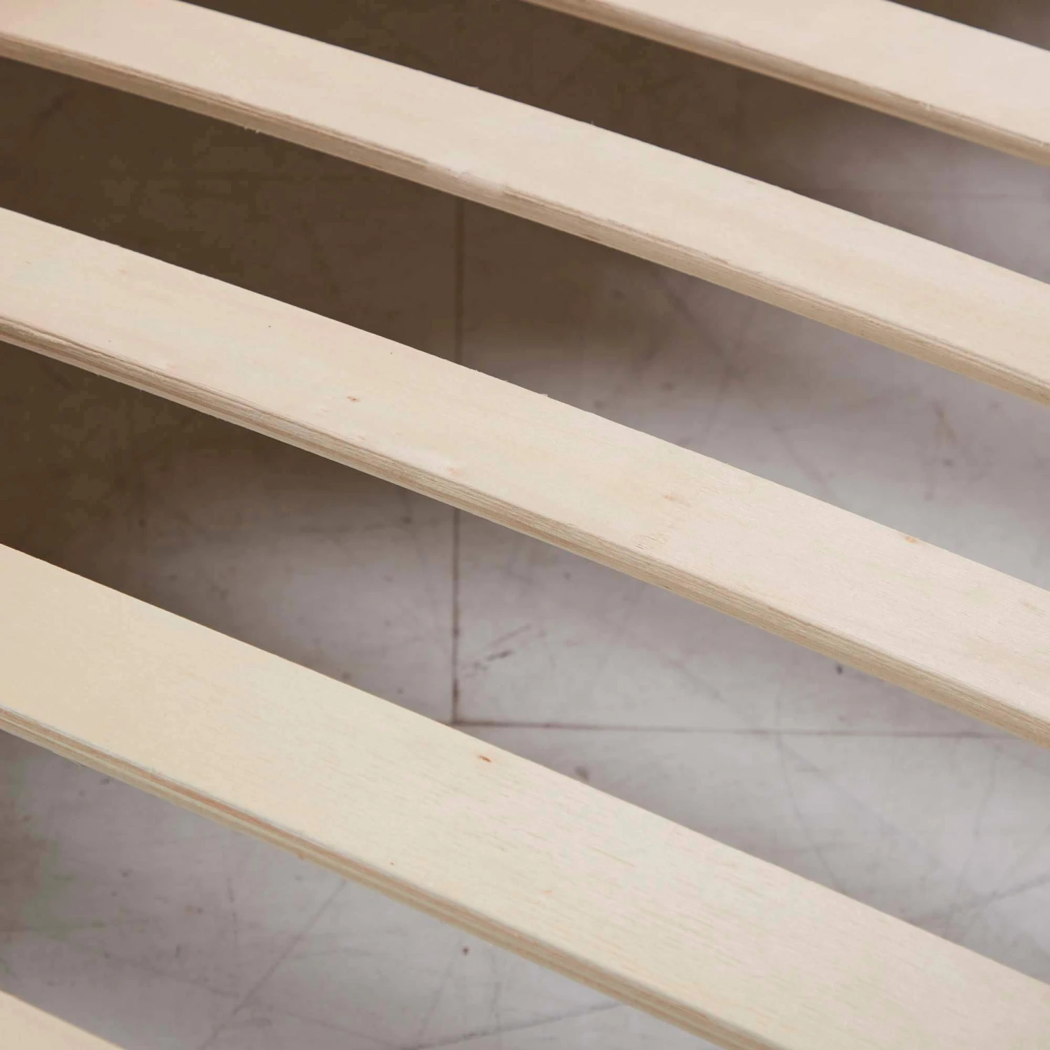 Maria Grey Velvet Fabric 150cm Kingsize Bed Frame 4 Maria Grey Velvet Fabric 150cm Kingsize Bed Frame - Image 4