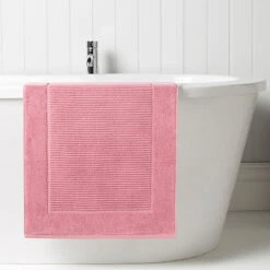 Christy Supreme Hygro Blush Bath Mat