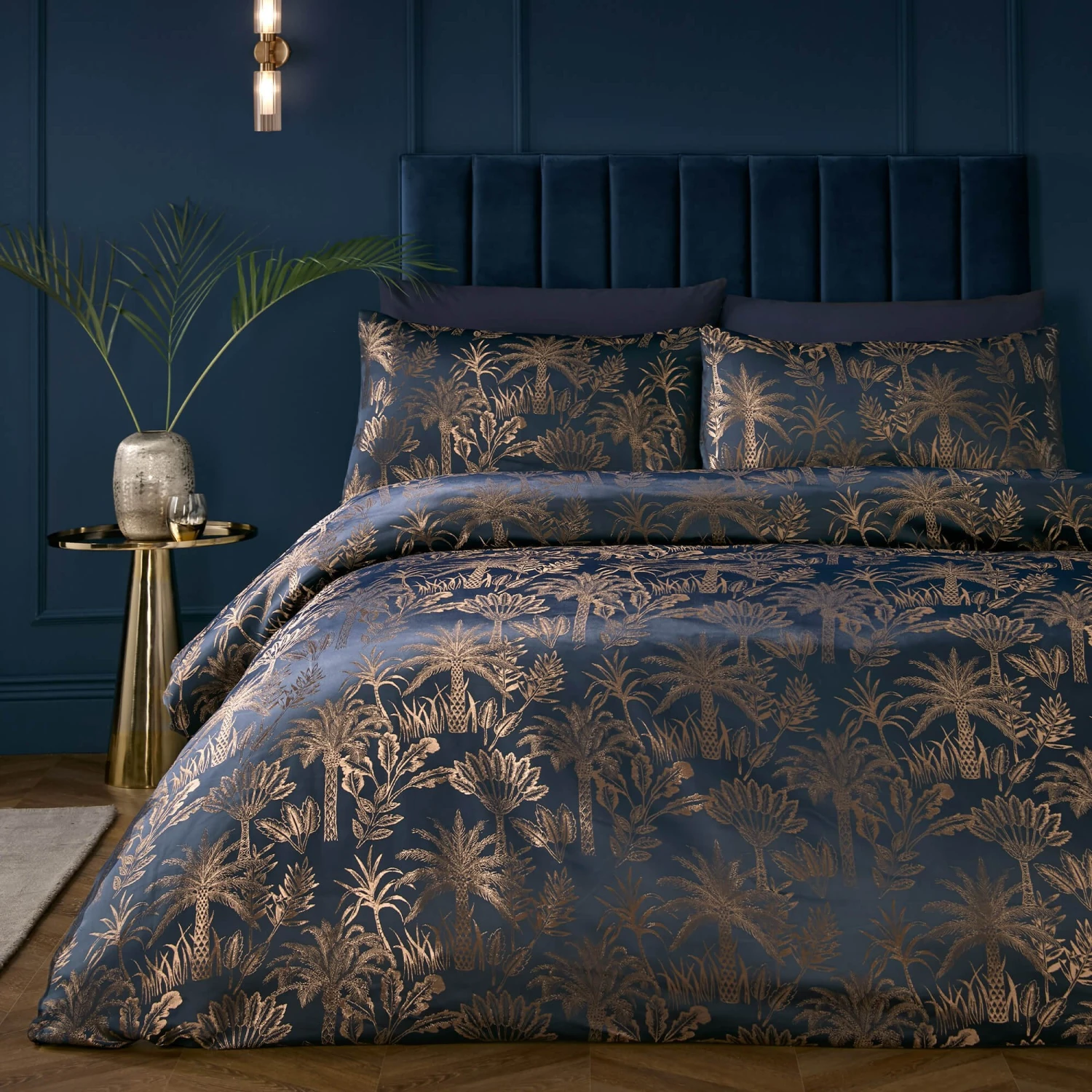 Soiree Midnight Palm Navy Kingsize Duvet Set 1 Soiree Midnight Palm Navy Kingsize Duvet Set
