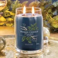 Large Bayside Cedar Yankee Candle