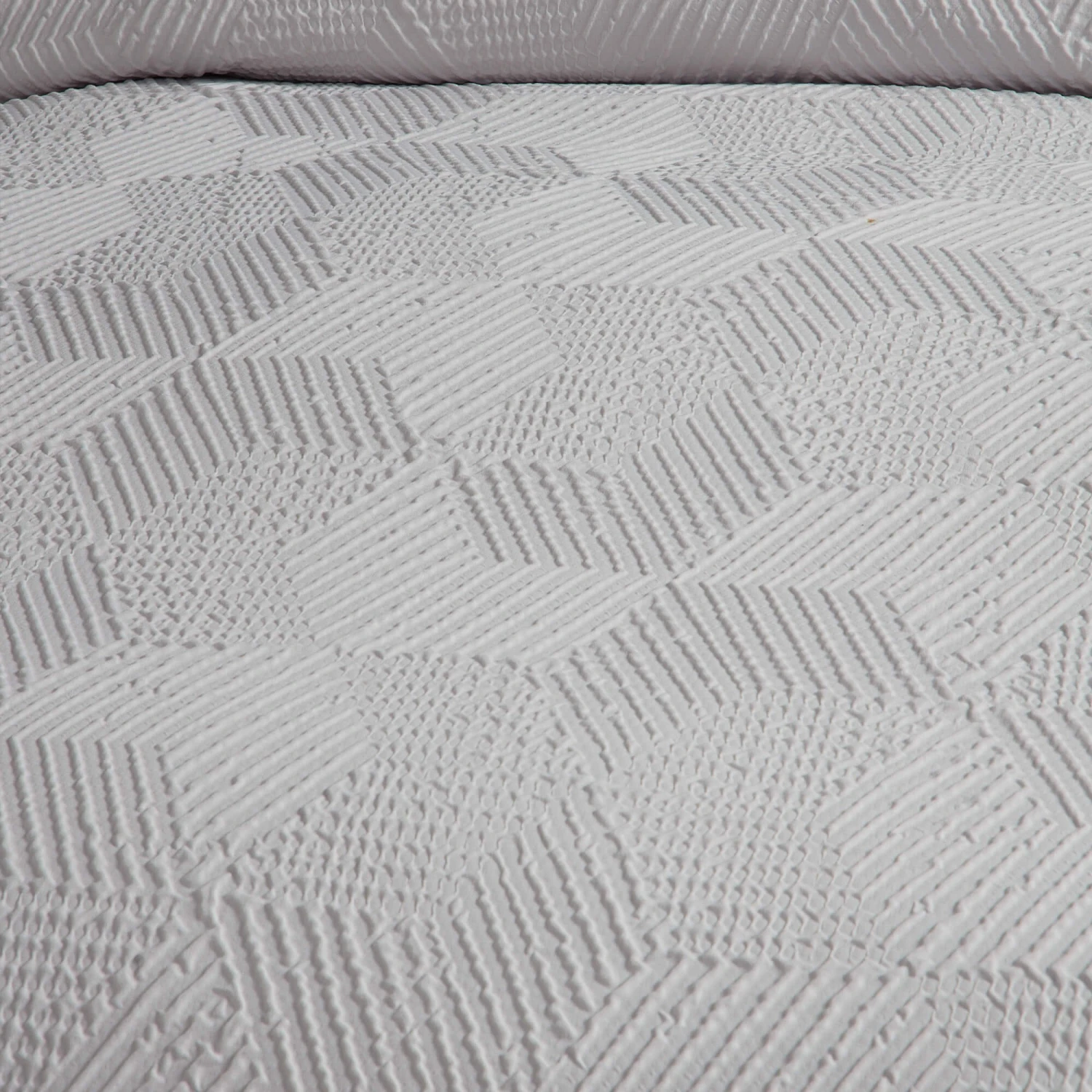 Serene Embossed Grey Geo Single Duvet Set 2 Serene Embossed Grey Geo Single Duvet Set - Image 2