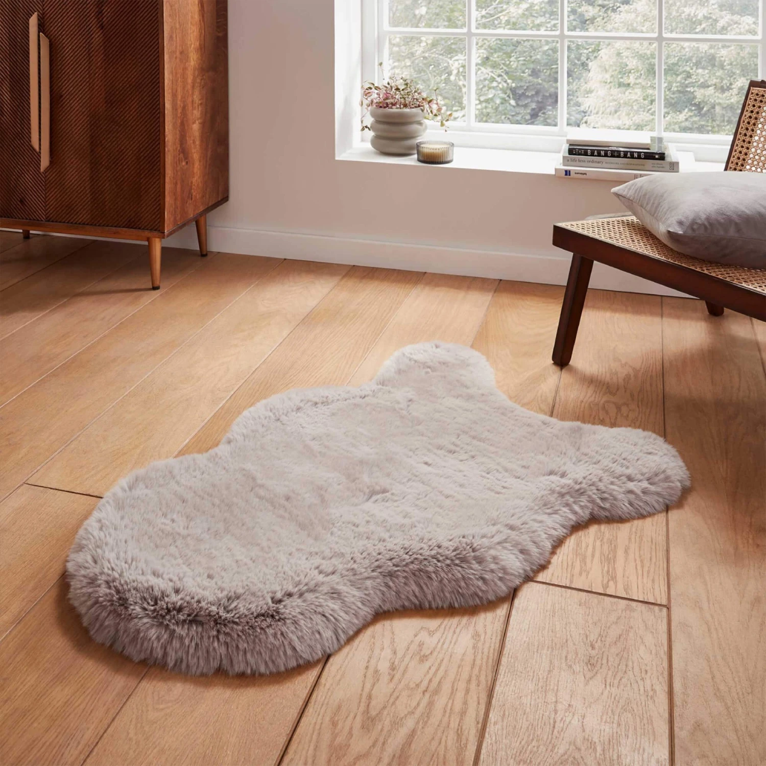Super Teddy Silver Single Sheepskin Rug 1 Super Teddy Silver Single Sheepskin Rug