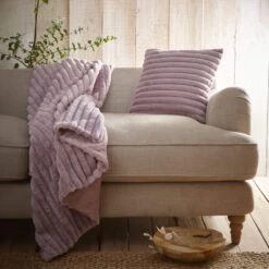 Morritz Mauve Faux Fur Cushion 9 Morritz Mauve Faux Fur Cushion -Housing Units Furniture Store fec35000a7848228b36d884f5ea1d762